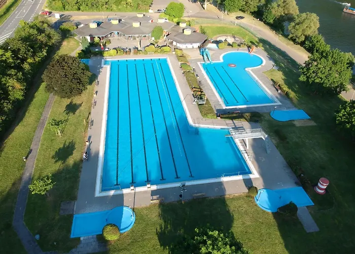 Weyerhof * Kobern-Gondorf